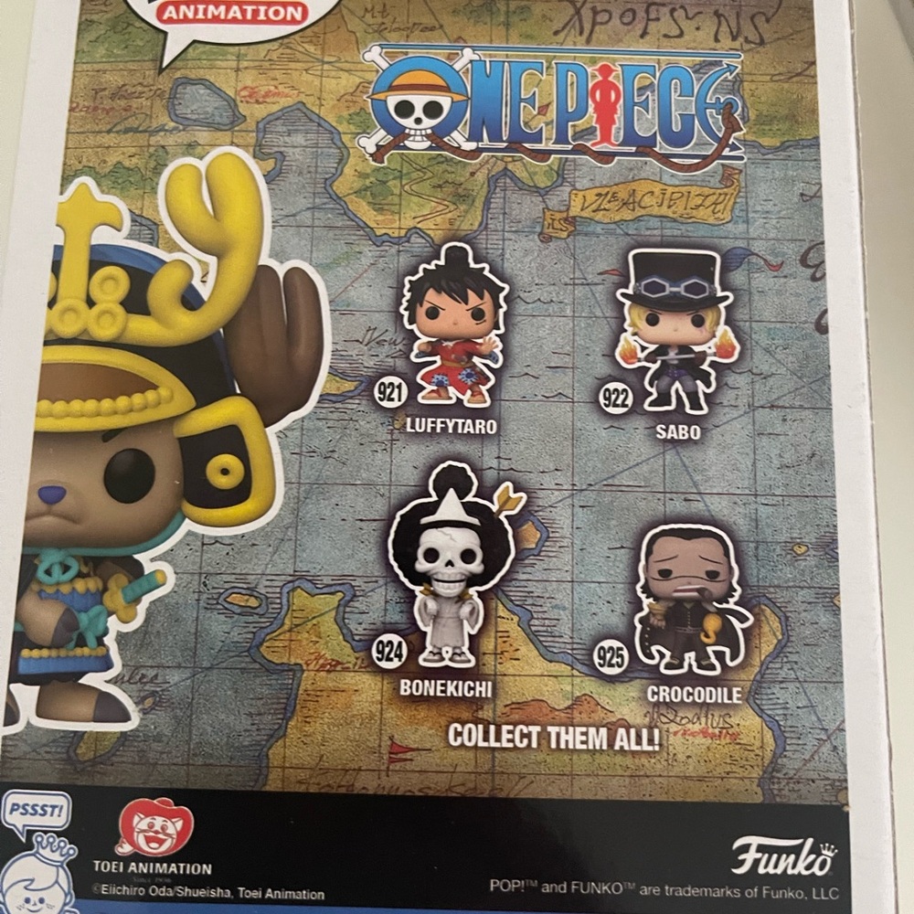 One piece - Picture 2 of 3